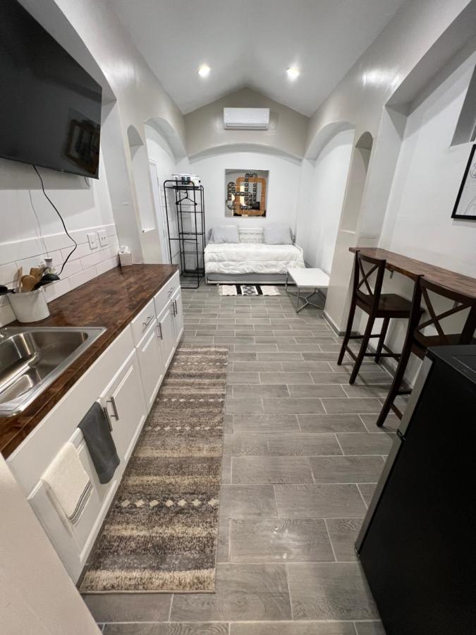 Tiny Home El Paso Exterior photo
